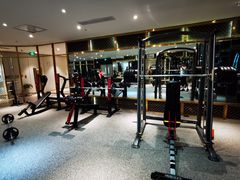 -银吉姆健身(恒隆馆)