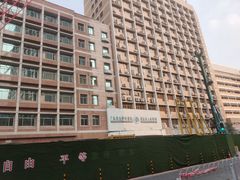 -烈士陵园(地铁站)