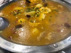 -晓彭肥肠鸡·泡椒鸡火锅(水木天地店)