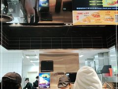 -麦当劳(中山公园龙之梦店)