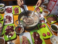 -养牛邓·潮汕牛肉海鲜自助火锅(广州店)
