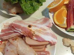 -明洞轩正统韩国自助烤肉大渡口店(新天泽国际广场店)