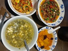 -八碗湘长沙市井菜(坡子街店)