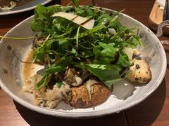-穹六人间 people 6(岳阳路店)