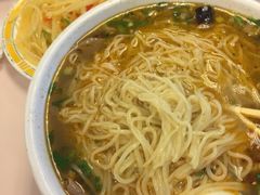 -西部马华清真兰州牛肉面·烧烤夜市(关东店)