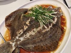 -万龙洲海鲜(大兴绿地缤纷城店)