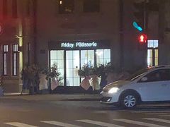 -Fridi Patisserie Cafe