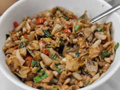 樟树港白辣椒炒肉-新李记 · 口味菜馆(南郊公园店)
