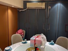 包厢-大眼锅贴水饺(河东店)