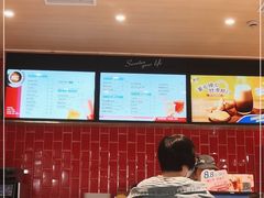 -85度C(生甜甜圈研究工坊·上海松江人民北路店)