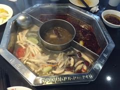-重庆德庄火锅(体育中心店)