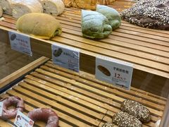 -BROAD面包路·欧式面包(龙湖时代C馆店)
