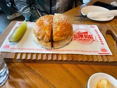 老泰泰汉堡-悠航SLOWBOAT(三里屯店)