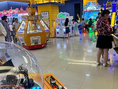 -爱玩嘉年华(龙湖曲江天街店)