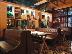 卡座-70后饭吧(府河街店)