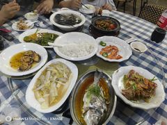 -钱大妈海鲜饭店(保利林语店)