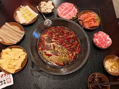 -渝井巷重庆老火锅(沈阳吉祥店)