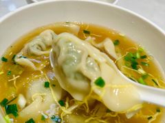 荠菜肉大馄饨-宁波汤团店(外滩店)
