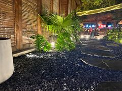 -二厨·吊桥小院·脆皮烧鸡公·本地农家菜(沿江西路店)