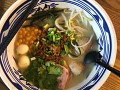 -胡大怪手工酸辣粉(安亭店)