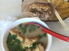 -洪峰浩老北京烧饼夹肉(角门路店)