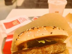 -麦当劳(新闸路店)