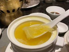 即位鱼翅-半岛翡丽海鲜自助餐厅(观风亭店)