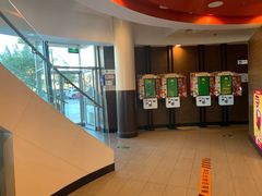 -麦当劳(展览路店)