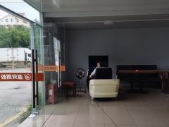 -港安驾校·直营学车·陪驾(后瑞店)
