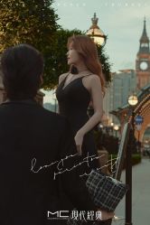 -现代经典婚纱摄影