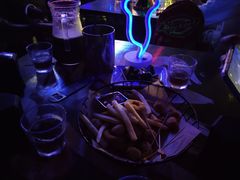 -UP嘻哈酒吧(粉巢店)