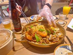 -臻鲜燕海鲜融合餐厅(金陵style店)