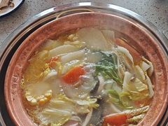 -阿婆情腊排骨火锅(金虹路店)