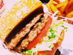 -The Habit Burger Grill 哈比特汉堡(复兴soho店)