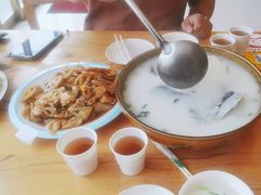 -美顺香食府鱼头老店(雪野湖店)