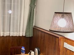 -拖板鞋咖啡旅行酒店(春熙路地铁站店)