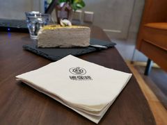 -ZING COFFEE 镜咖啡