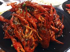 -巴厘龙虾·榜首油焖大虾(音乐学院·沿江酒馆店)