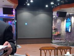 -小天鹅火锅·一线江景洪鼎旗舰店(洪崖洞店)