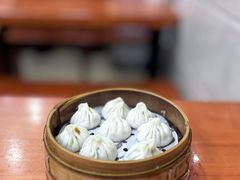 -莱莱小笼·乔艾