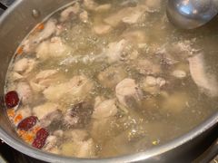 -一席地·本地鸡窝·杭帮鸡火锅(萧山银隆百货店)