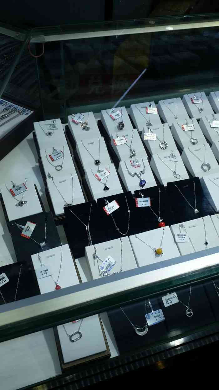 蔡师傅老银匠(宝岭新吉购物中心店)-"他家首饰时尚好看,价格便宜,下次
