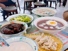 沙姜鸡脚-黄师奶甜品店