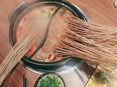 -牛小嫩串串火锅(老国贸总店)