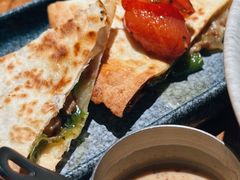 烤香料爆浆芝士牛肉饼-J's Cafe Lab