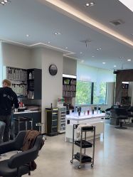 -意廊 Hair Salon
