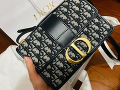 -DIOR迪奥(德基广场女装店)