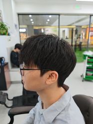 点击看大图 -尤司男士国潮理发馆