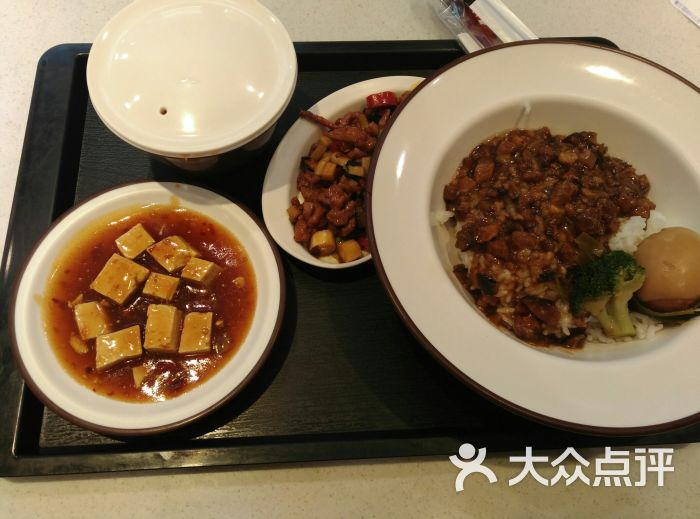 乡村基(仓程路店)卤肉饭图片 