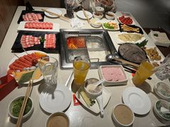 -海底捞火锅鲜切牛肉主题店(长寿路店)